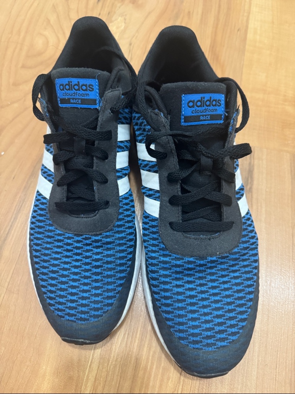 Adidas Men’s Blue & Black Cloudfoam Race Sneakers